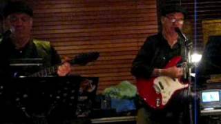 Pam Tillis - Everytime that you walk in the room [ cover ]