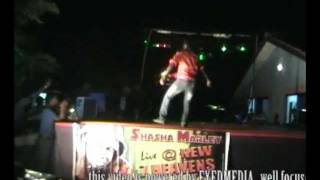 GingerMan @ Shasha Marley 24th Dec 2011 Concert inside Tema 7 Heavens.flv