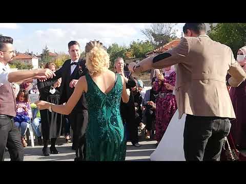 Ha babam ha MÜZİSYEN Özlem Ökten AKŞEHİR düğünleri Fadime Bakırcı & Emrah uğur Çiftinin düğünü kına
