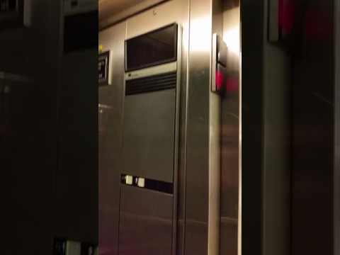 Very nice Montgomery Vector elevator at Sears in Hamilton Place Mall in Chattanooga TN