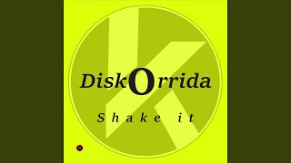 Download lagu Shake it mp3 Download lagu Shake it mp3