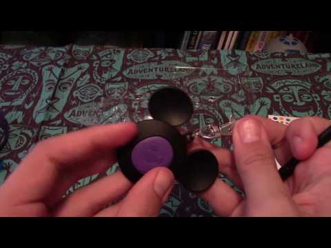 Hands-On with the MagicBand 2 Magic Keeper Keychain Accessory - Walt Disney World