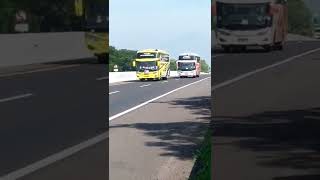 Download lagu Balapan bus paling menegangkan mp3