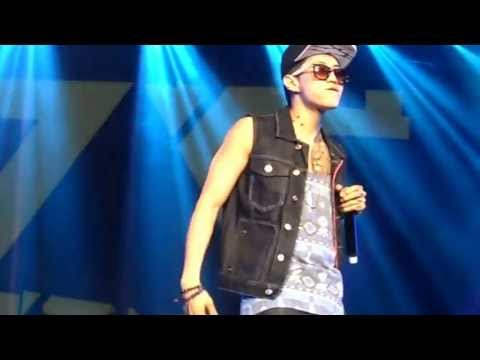[Fancam] 18May13 Jay Park and Mizz Nina - Around The World at MizzNIna Concert