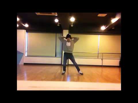 111004 Hyunseung Dance Practice 2