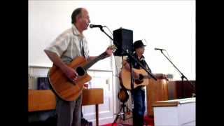 preview picture of video 'Folsom Prison Blues by The Tweedlers at Pathfinder Village'
