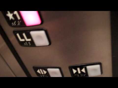 SUPER LOUD SCHINDLER 330A Hydraulic Elevator @ H&M, Roosevelt Field, Garden City, NY