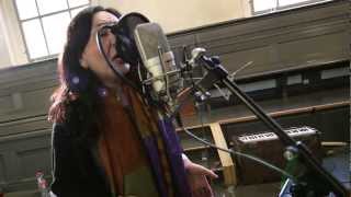 Mahsa Vahdat & Mighty Sam McClain - A deeper tone of longing