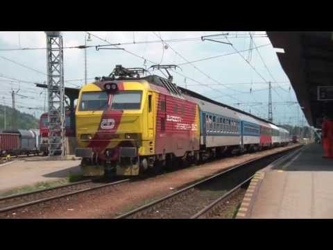 Banán 151.001 odchádza zo Žiliny na čele Expresu 144 LANDEK