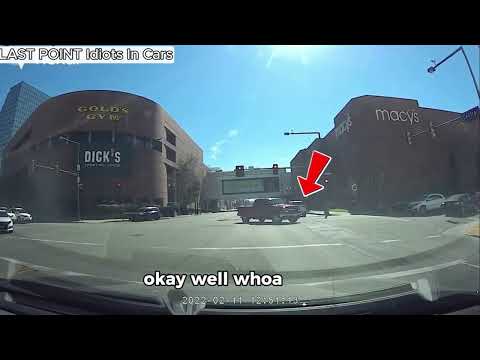 Dangerous Intersection Leads To Shocking Accident!-  Idiots in Cars Caught on Camera!"