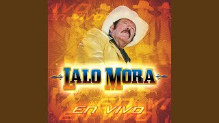 Bajo Mil Llaves (En Vivo - México / 2005)