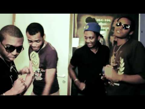 976 KAIRA PARTY TIME