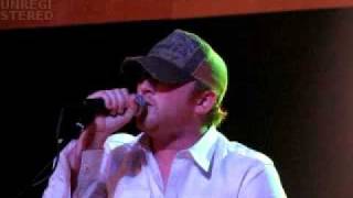 Cole Swindell singing &quot;That&#39;s just Jessi&quot;