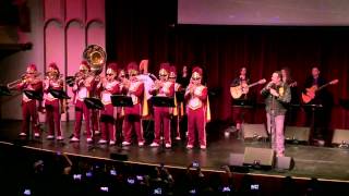 USC Trojan Marching Band y Pepe Aguilar · Un Puño De Tierra