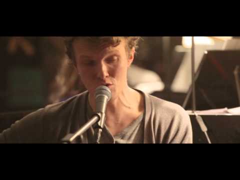 The Sound Poets - Kalniem pāri (Live)
