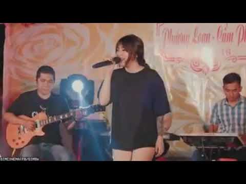 Cô gái hát no say ben quá hay trong đám cưới