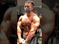 ジムでテンション上がったマッチョ。