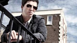Noel Gallagher&#39;s High Flying Birds - Stop The Clocks (instrumental)
