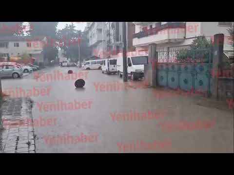 Hendek'te sağanak eski sorunu yeniden ortaya çıkardı