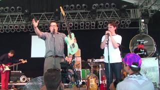 THEY MIGHT BE GIANTS BONNAROO 2010 ALPHABET OF NATIONS