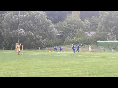 FC Kopstal vs FC Schengen: kloeren Elefmeter an sensationell Aktioun