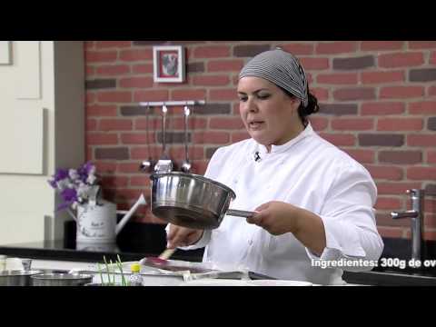 Receita bom sabor 12/03/2015 Bolo gelado de chocolate por Adriane Machado