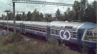 preview picture of video 'Поезд GO ДР1А Таллин-СПб проследует станцию Кобралово'