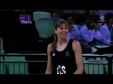 2010 Com Games Netball Final - NZ SilverFerns vs Aus Diamonds