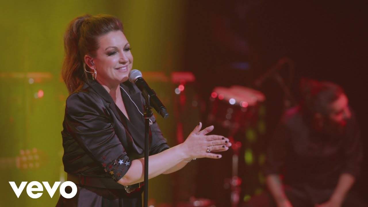 Niña Pastori - Estoy Aprendiendo a Vivir Bulerías (En Directo)