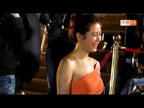 Son ye jin - is a Goddess. @ 46th PaekSang Art  Awards Sat, March 27 2010.flv