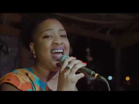 BETH PATRICIA BICA D AREIA ABRIL 2018mp4