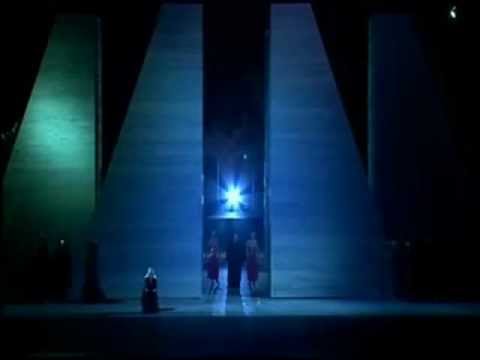 AGNES ZWIERKO / Amneris - AIDA 2010
