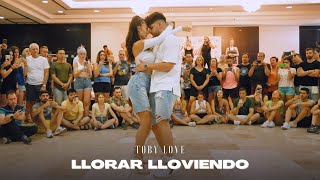 Luis y Andrea - Llorar lloviendo 🎙 Toby Love 📍Madrid 2022