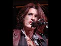 Joe Perry - Talk Talking ft Steven Tyler LIVE 2005 Harper's Ferry