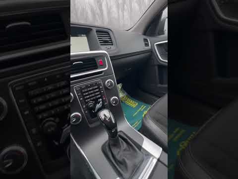 фото volvo v60 i рестайлинг 0