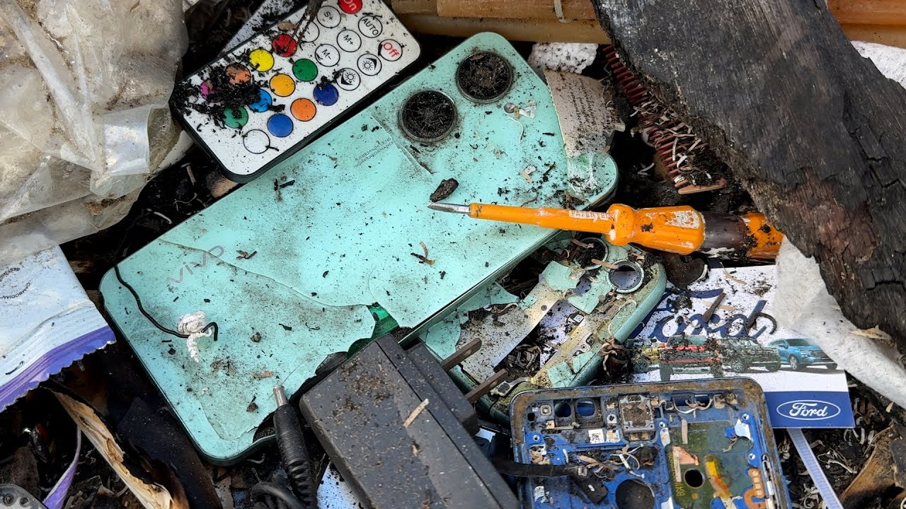 🤑😍i Found Broken Phone & More from Garbage Dumps !! Restore VIVO Y03 Cracked