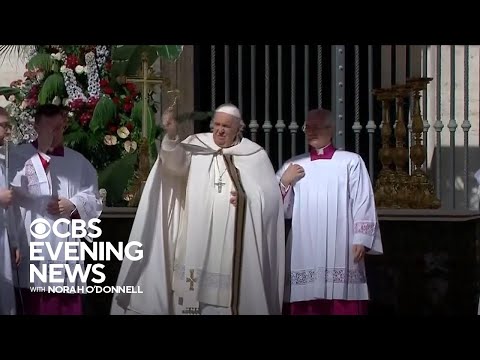 Pope Francis leads Easter services