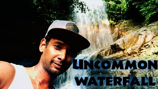 preview picture of video 'Traveling Sri Lankan uncommon waterfall'