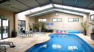preview picture of video 'STREAKY BAY MOTEL AND VILLAS - Recreational Facilities'
