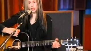 Avril Lavigne - Don&#39;t Tell Me [acoustic] live [Sessions @ AOL] [April 12, 2004]  [HQ]