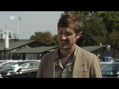 Schönen Abend mit unserem Inspector Barnaby und der Folge " Flieg Mörder, flieg" Bussi .. :-*