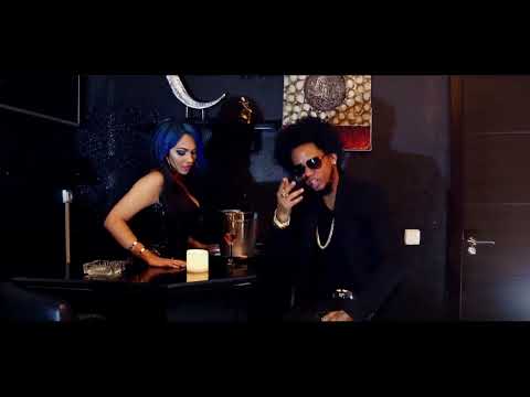 Lolo En El Microfono - Me La Juego Por Ti (Official Video)