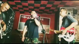 Download lagu pejuang garis finish ... Mr.B mp3