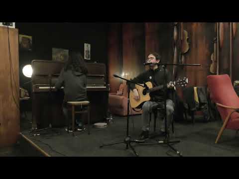 Dogs in the park - Dogs in the park - Tunnel (live and acoustic)