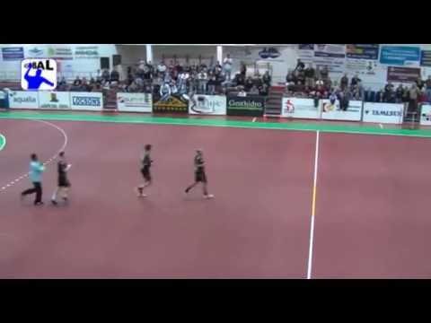 Ángel Ximénez P. Genil - BM. Aragón 28 - 22