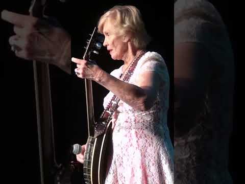 Veronica 'Roni' Stoneman - Foggy Mountain Breakdown #banjo #bluegrassmusic #learntojam