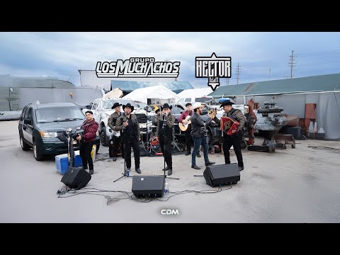Grupo Los Muchachos Ft. Hector De La M - Popurri Pisteador (En Vivo)