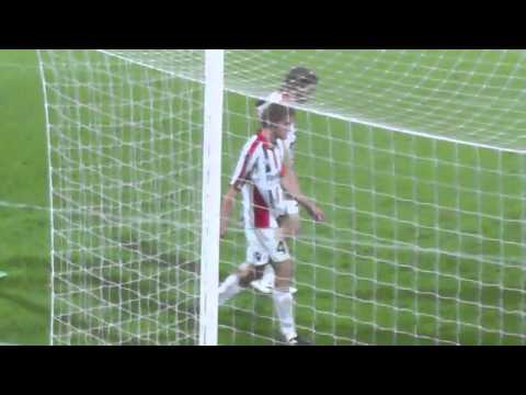 Willem II - Telstar - 3-2 overwinning - Feest na afloop van de wedstrijd - 16-9-2011