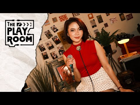 Annrain performs 'Paskong Pinakamasaya' LIVE at The PlayRoom!