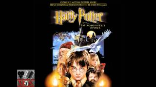 Harry Potter And The Philosopher's Stone - Christmas At Hogwarts
